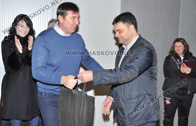 В Димитровград отличиха Станка Златева с почетен плакет 