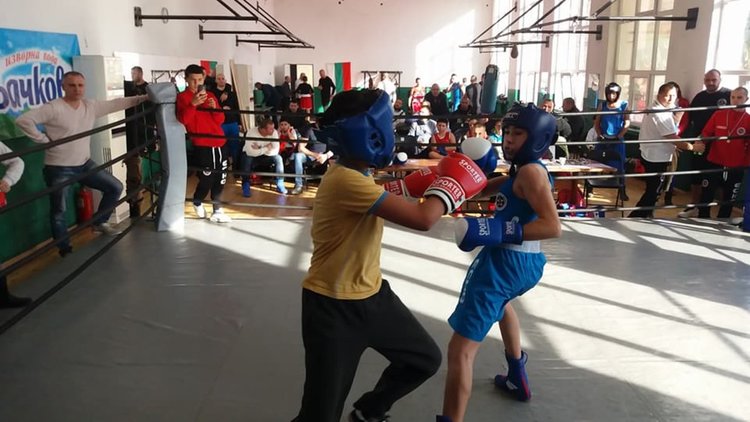 Медали за възпитаниците на БК "Спартак" от турнир в Стара Загора