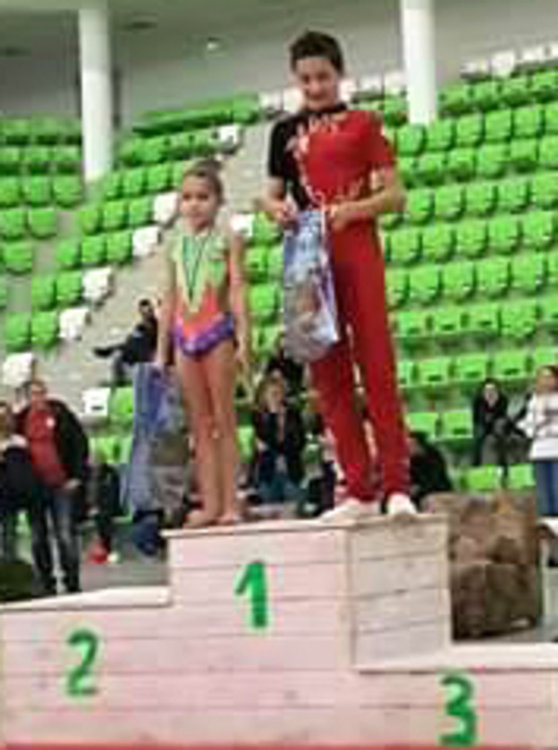 Мис млад акробат Кристин Кръстева шампионка на Държавното