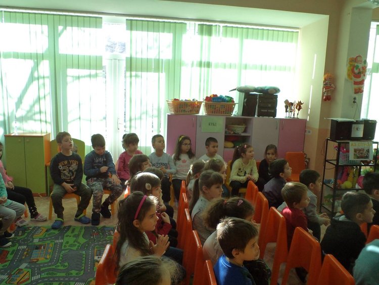 Алековци гостуваха на ДГ №1 в седмицата на четенето