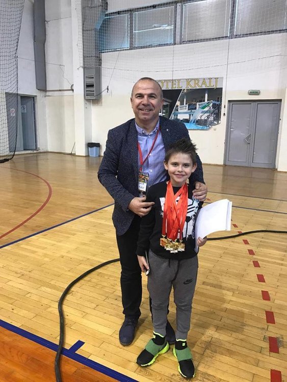  Гебриел Делчев с шест медала от международно танцово състезание в Сърбия