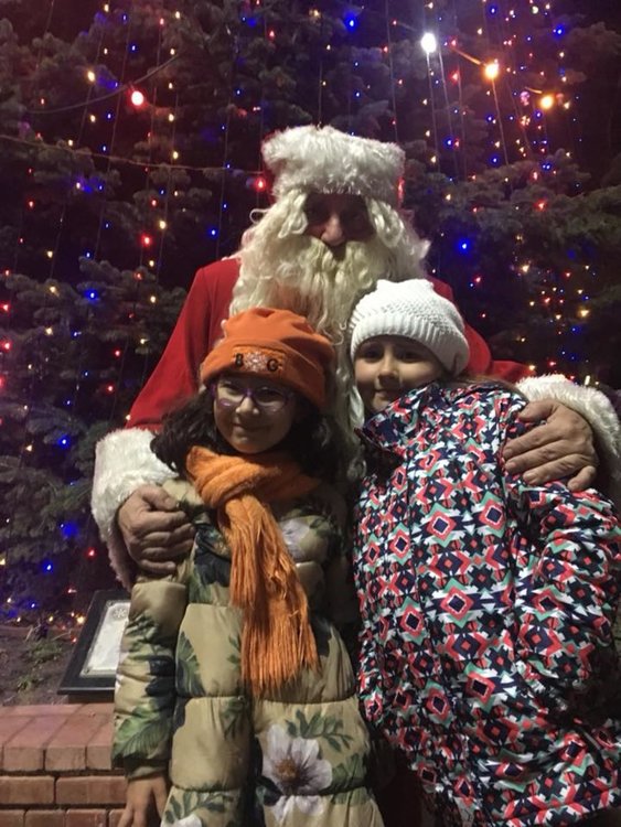 Дядо Коледа рокер пристигна в Хасково за запалването на светлините на елхата