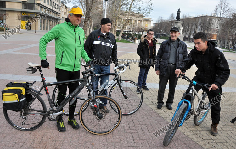 Недялко Атанасов (вляво)