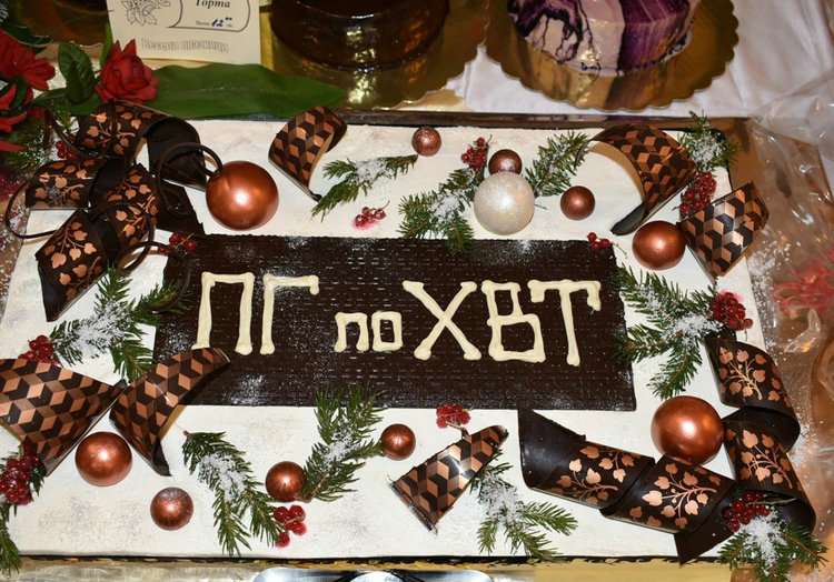 Кулинарна изложба-базар на учениците от ПГ "Св. Димитрий Солунски"