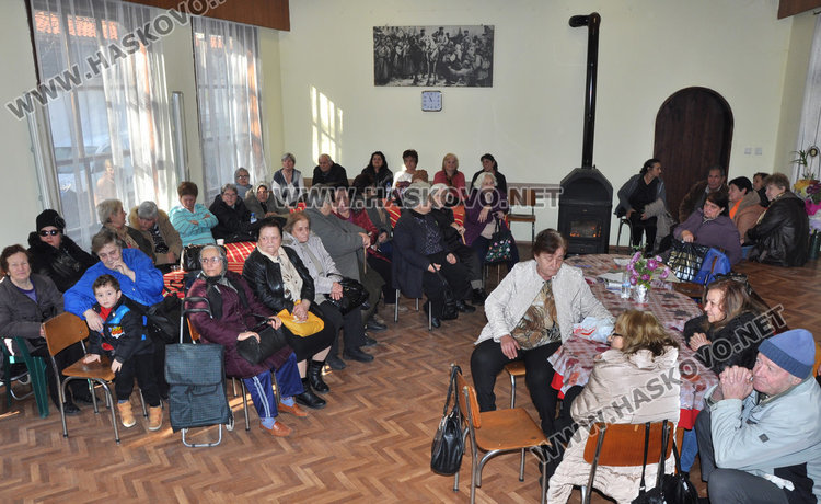 130 диабетици получиха коледни помощи