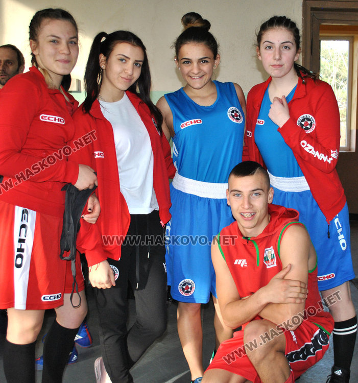 Близо 50 боксьори в Коледен турнир в Хасково