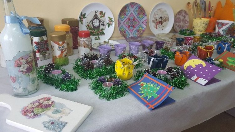 Център "Орфей " представя изложба – базар