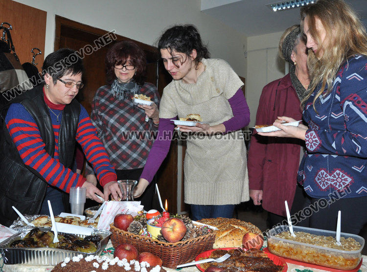Позлатиха пълнена зелка с нахут от Узунджово на Кулинарния фест в Хасково/рецепти/