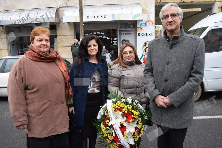 Кърджали се преклони пред паметта на Капитан Петко воевода