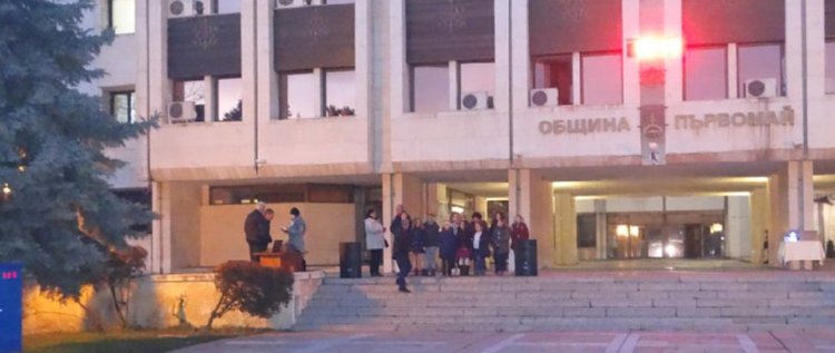 Дневен ред от 8 точки имат съветниците днес