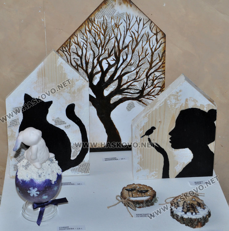 „С аромат на коледни сладки“ школа „Колорит“ усмихва празниците