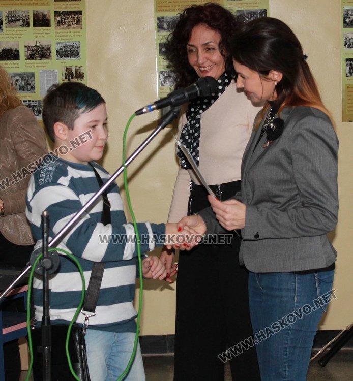 41 вазовци - отличени със стипендии по Наредбата за даровити деца