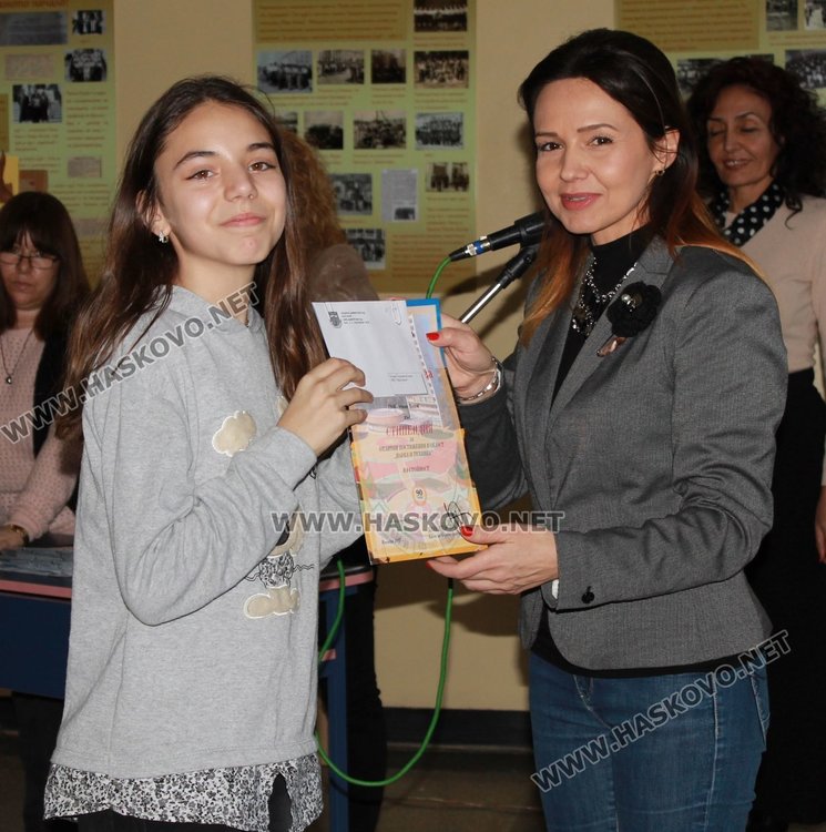 41 вазовци - отличени със стипендии по Наредбата за даровити деца