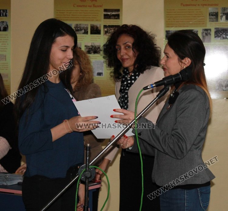 41 вазовци - отличени със стипендии по Наредбата за даровити деца