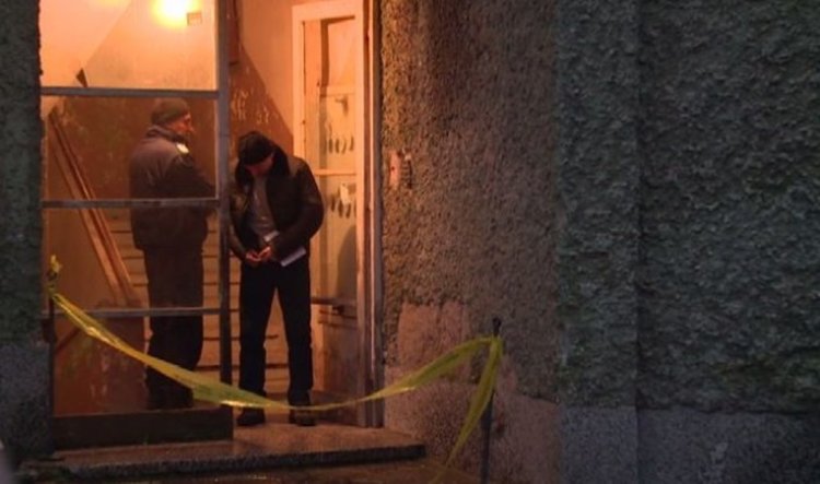 Майка откри трупа на детето си в жилището им в Момчилград