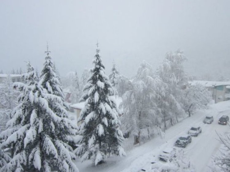 Жълт код за валежи в Смолян и още две области 
