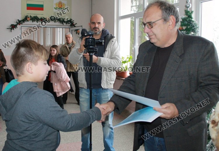 10 каравеловци с медали от националното състезание "Моята родина"