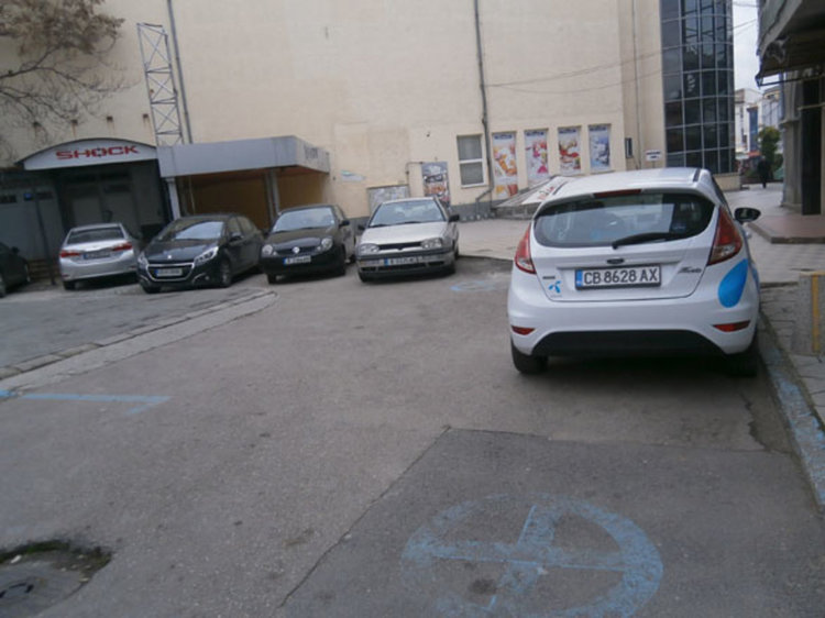 Снимките са читателски