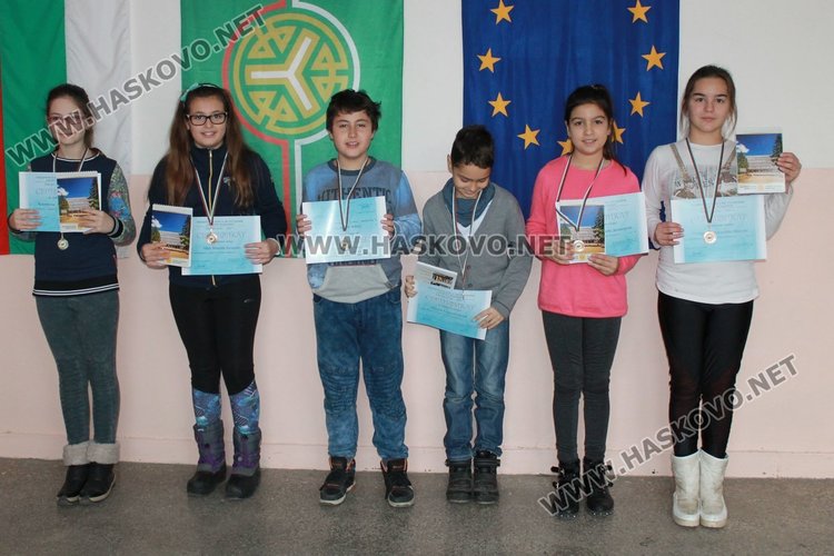 10 каравеловци с медали от националното състезание "Моята родина"