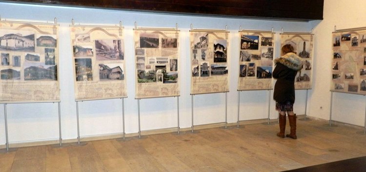 Уникалните строежи на Кольо Фичето събрани в изложба "Разрушение и съзидание" гостува в Смолян