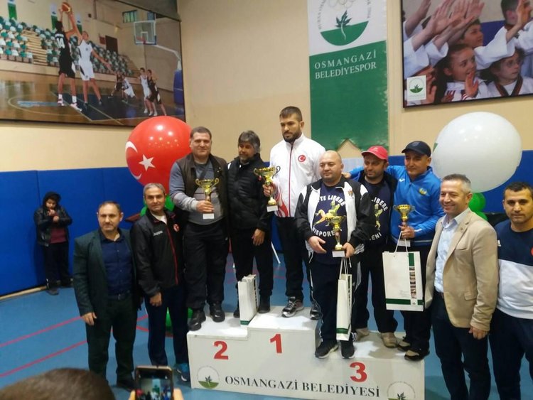 С 18 медала димитровградските борци приключват 2017 година