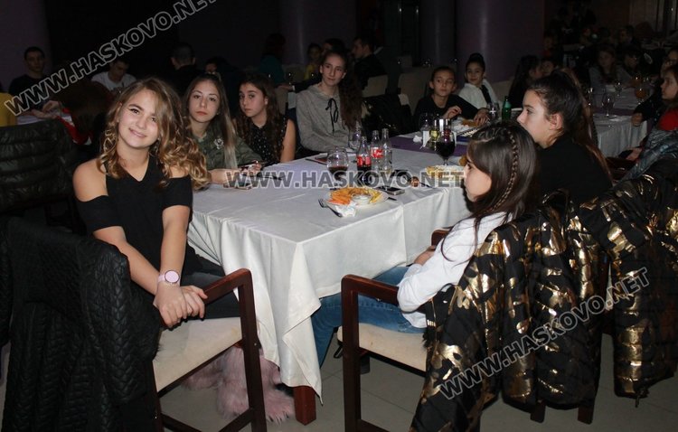 На Коледен купон "Галаксико" отчете една звездна година