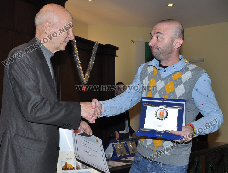 Даниел Николов спортист №1, Людмил Димитров треньор на годината