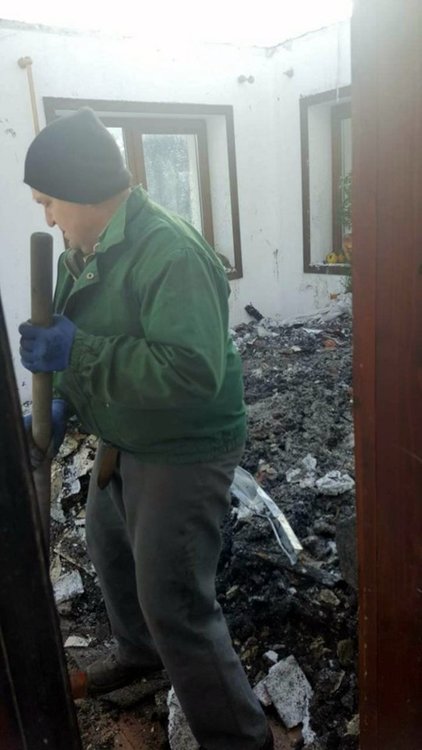 Общината ще отпусне средства за ремонт на изгорялата къща в Момчиловци