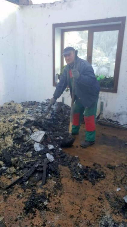 Общината ще отпусне средства за ремонт на изгорялата къща в Момчиловци