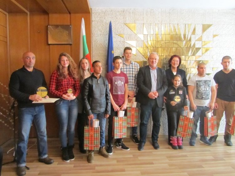 Таня Щерева с двоен приз за спортист на годината, Здравко Младенов-треньор на 2017-та 