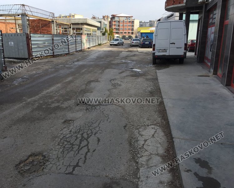 Предвиждат ремонти на две улици в района на бившата консервна фабрика