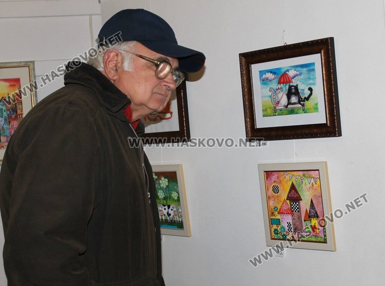 Млади таланти с първо участие в Коледната изложба в Димитровград