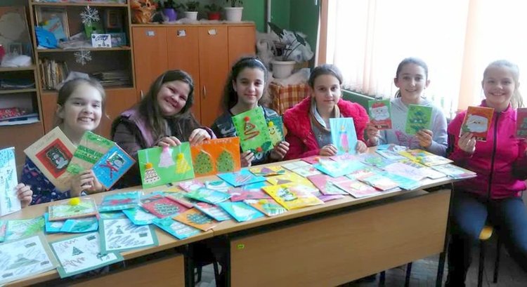 Алековци организираха Коледен базар в подкрепа на Габи и Радост