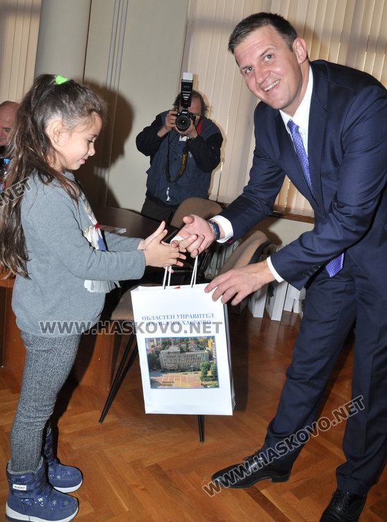 Подпорна стена ще пази от  кладенците до Ябълково по проект на областния