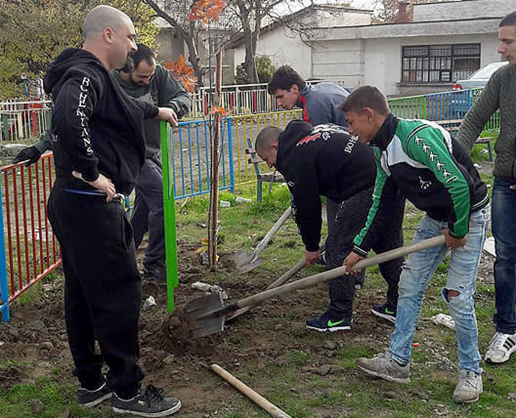 В навечерието на Коледа РИОСВ- Хасково отличи тазгодишните „Приятели на природата“