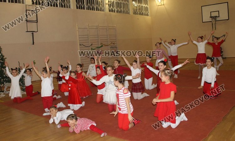 Гимнастичките на "Афродита" отчетоха успешна 2017 година