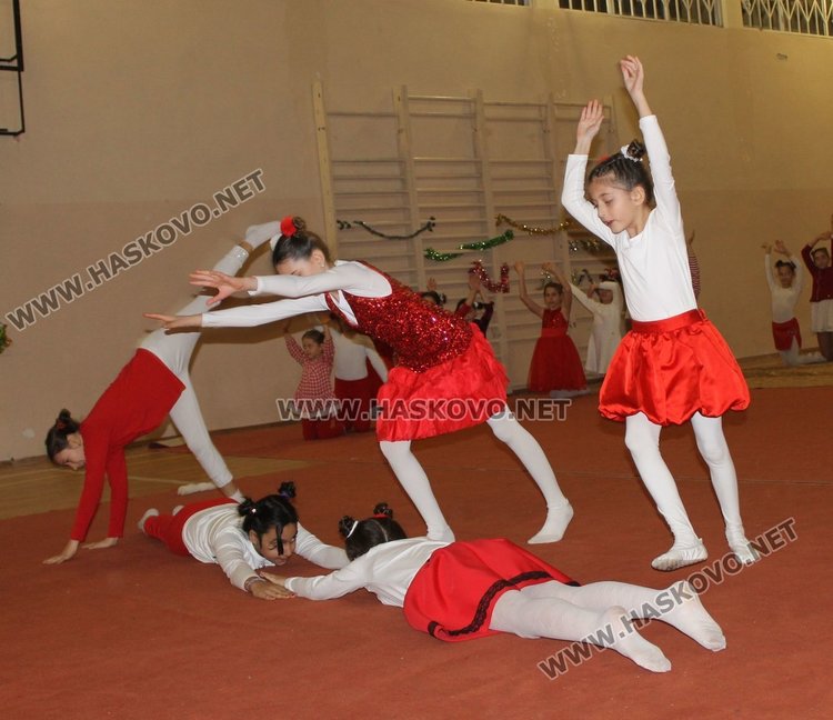 Гимнастичките на "Афродита" отчетоха успешна 2017 година