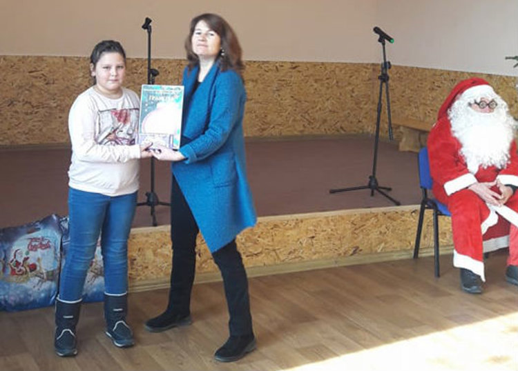 Отличиха участници в конкурса „Моята Коледа“