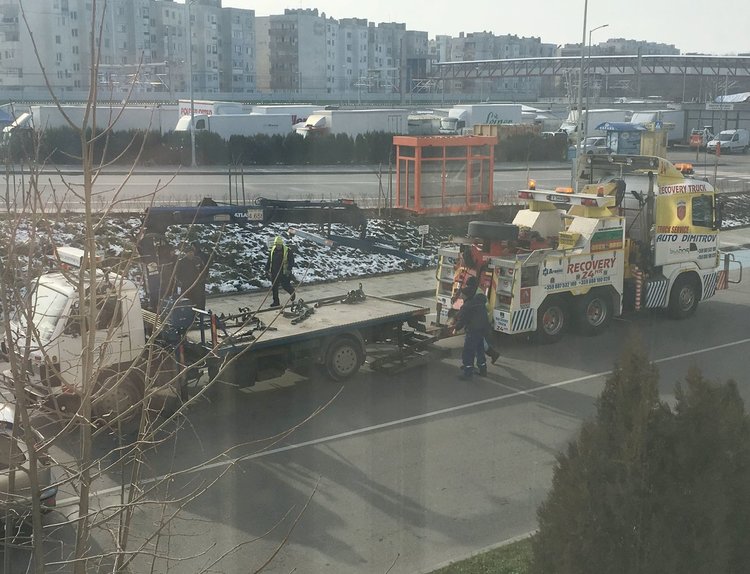 Паякът в Димитровград закъса предпразнично