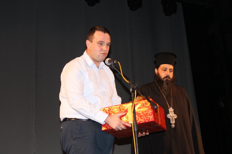 Неделното училище по православие с филм за Рождество