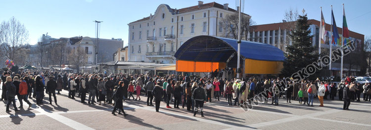 Хасковлии прогониха зимата с обичая „Джамал”