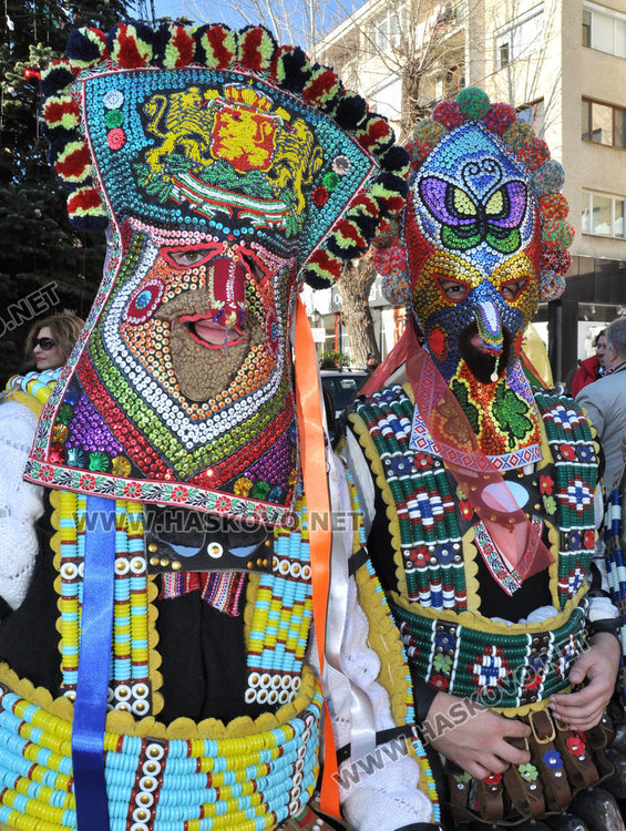 Хасковлии прогониха зимата с обичая „Джамал”