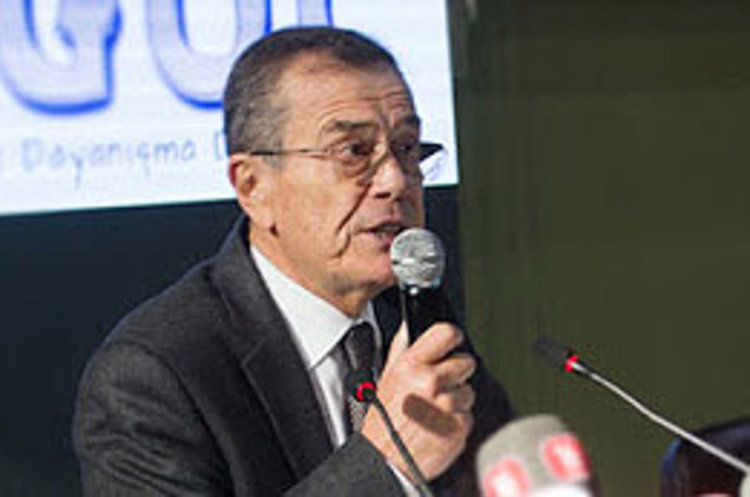 Турхан Генчоглу
