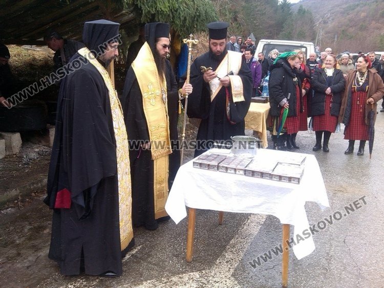 Срещу войната по пътищата днес раздават курбан на пътя Смолян-Пловдив