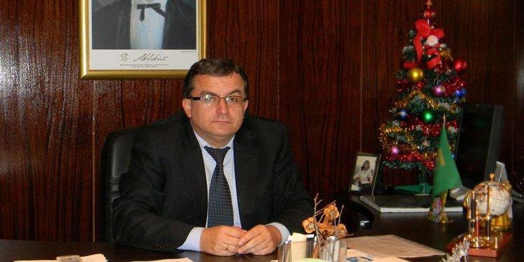 Новогодишен поздрав от кмета на община Първомай Ангел Папазов