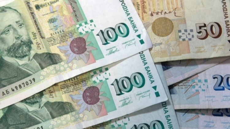 Минималната работна заплата вече е 510 лева