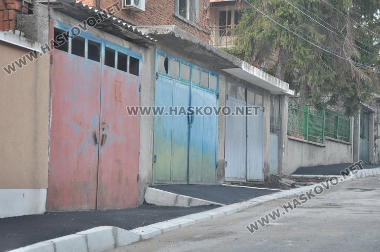 „Екопрогрес“ ремонтира над 5000 кв.м. тротоари и 15 000 квадрата улици