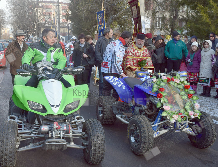 Кметът Хасан Азис: Превръщат Богоявление в Кърджали в парад на силата!