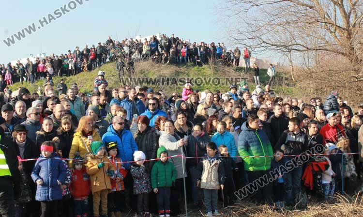 За втора поредна година Янислав извади кръста на Йордановден в Димитровград
