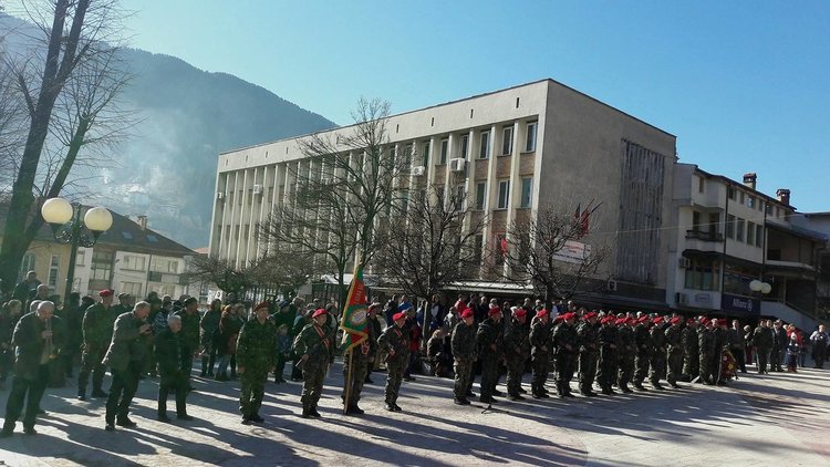 Смолянчани се поклониха пред поета-революионер Христо Ботев